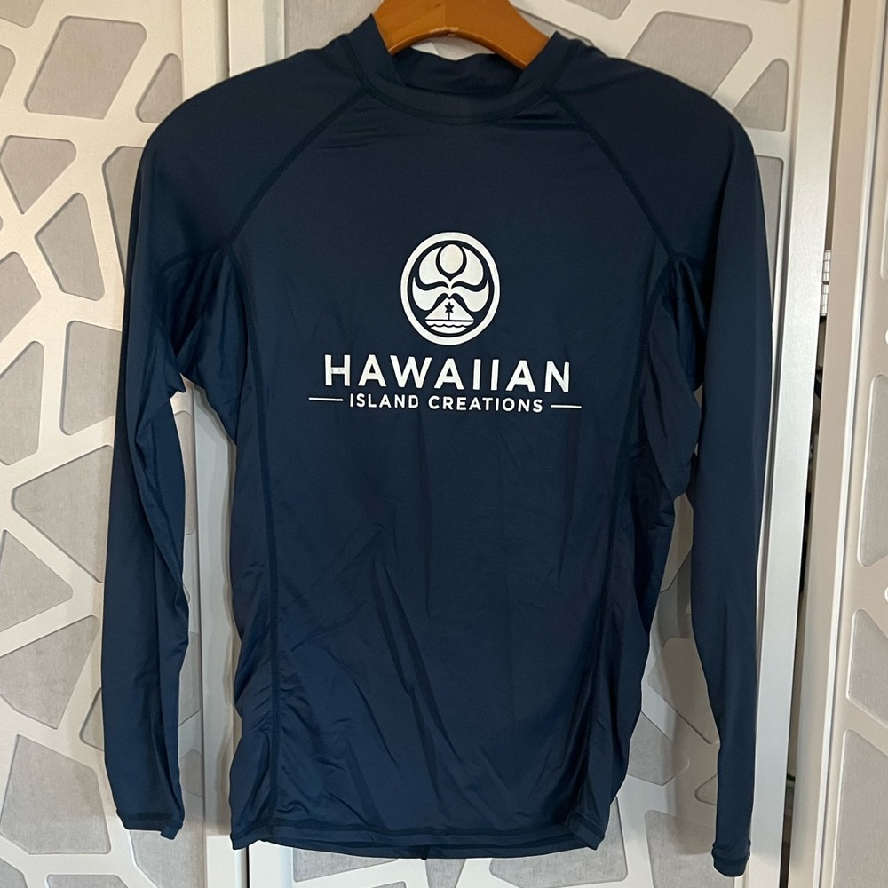 Hawaiian island creations blue rashguard
